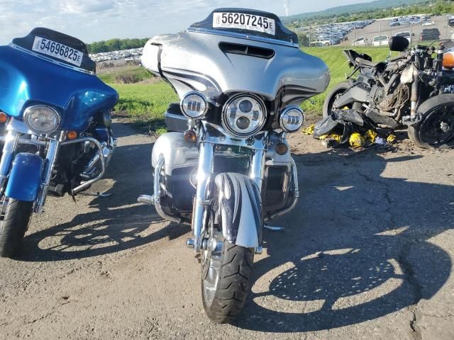 2015 Harley-Davidson Flhxse CVO Street Glide
