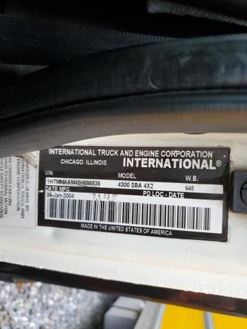 2005 International 4000 4300