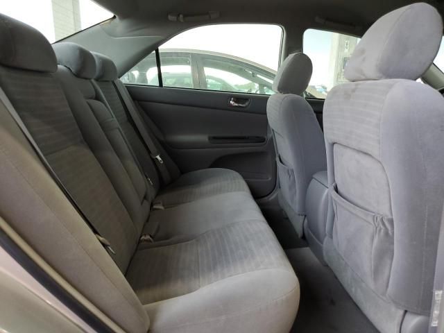 2005 Toyota Camry LE