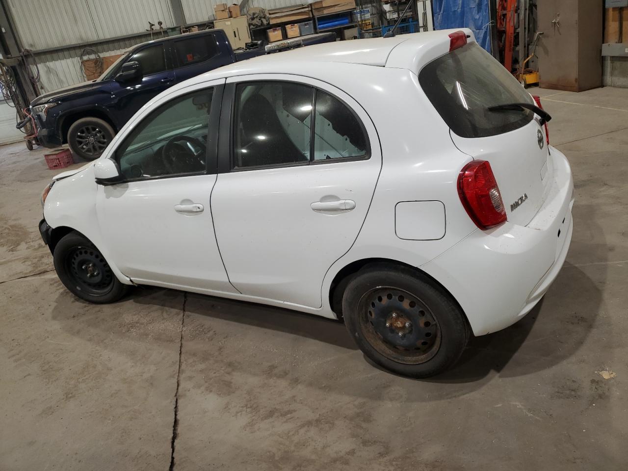 2015 Niss Micra