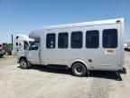2011 Ford Econoline E450 Super Duty Cutaway Van