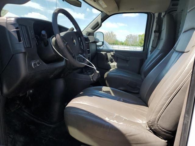 2016 Chevrolet Express G2500