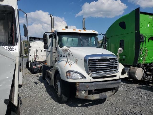 2005 Freightliner Conventional Columbia