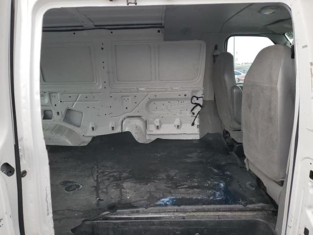 2004 Ford Econoline E150 Van