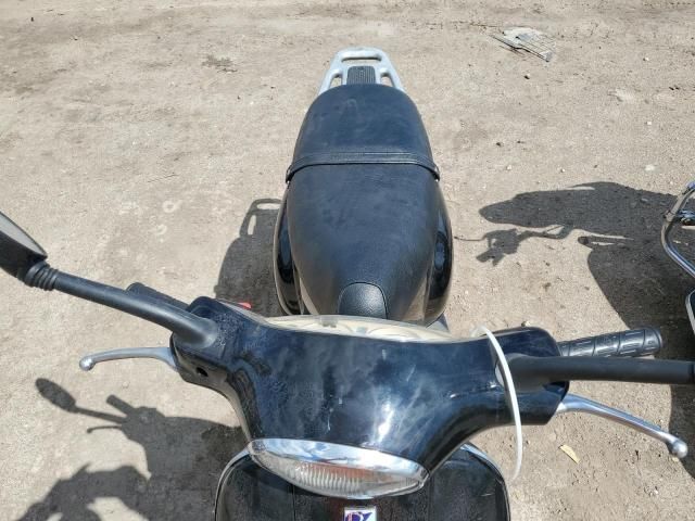 2001 Vespa C161C