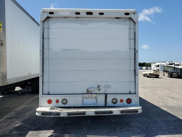 2006 Freightliner Chassis M Line WALK-IN Van