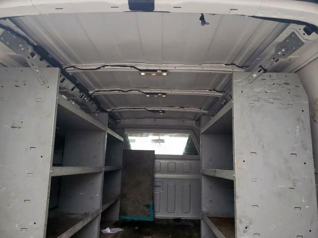 2020 Chevrolet Express G2500