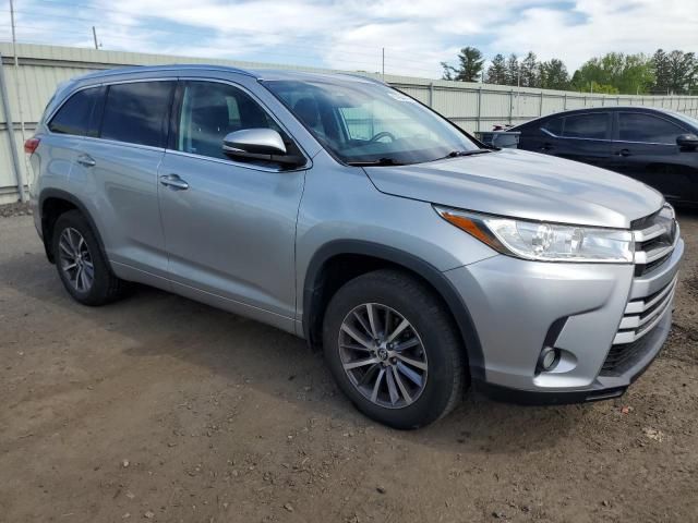 2018 Toyota Highlander SE