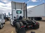 2014 Kenworth T680 Semi Truck