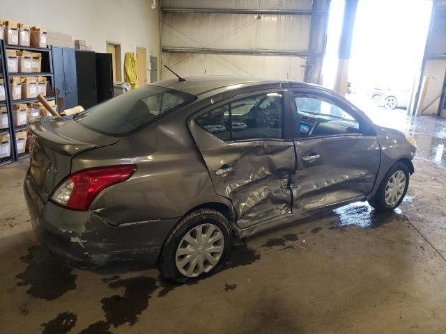 2013 Nissan Versa S