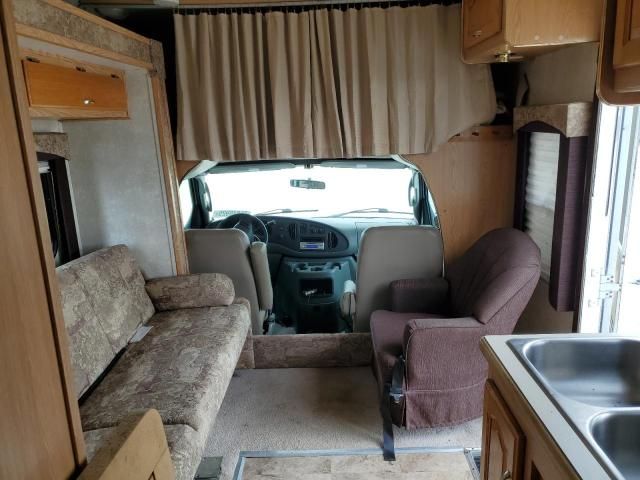 2003 Ford Econoline E450 Super Duty Cutaway Van