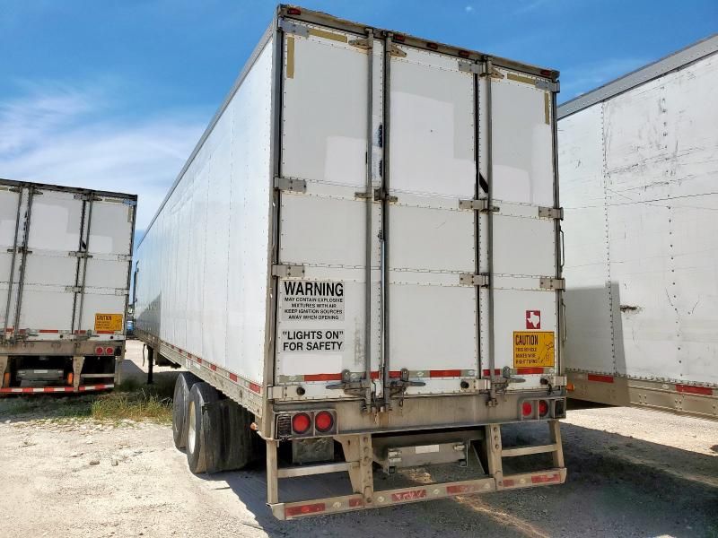2010 Utility VS2RA Refrigerated Van Trailer