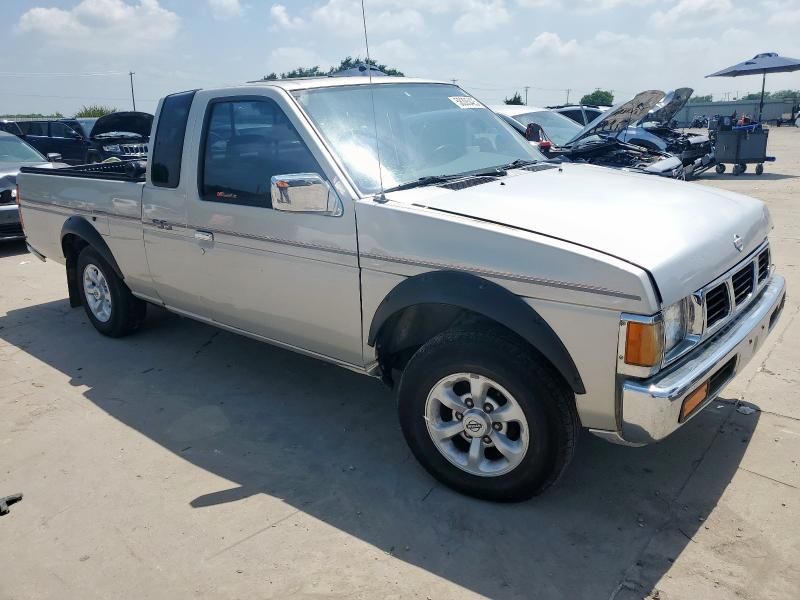 1996 Nissan Truck King Cab SE