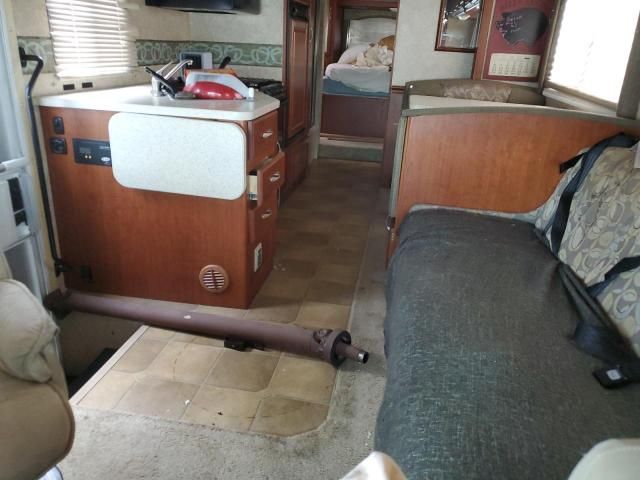 2008 Ford Econoline E450 Super Duty Cutaway Van