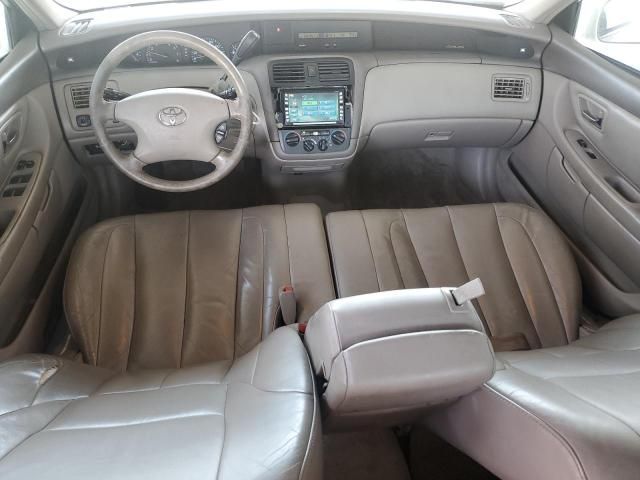 2004 Toyota Avalon XL