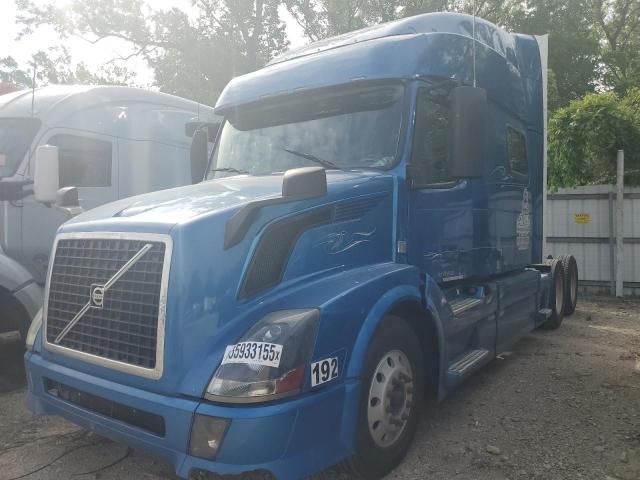 2015 Volvo VNL Semi Truck