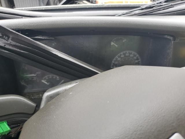 2019 Volvo Vnr Semi Truck