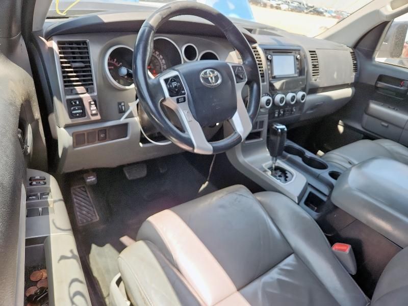 2016 Toyota Sequoia SR5