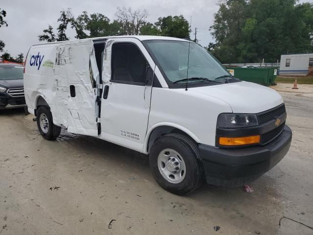 2025 Chevrolet Express G2500