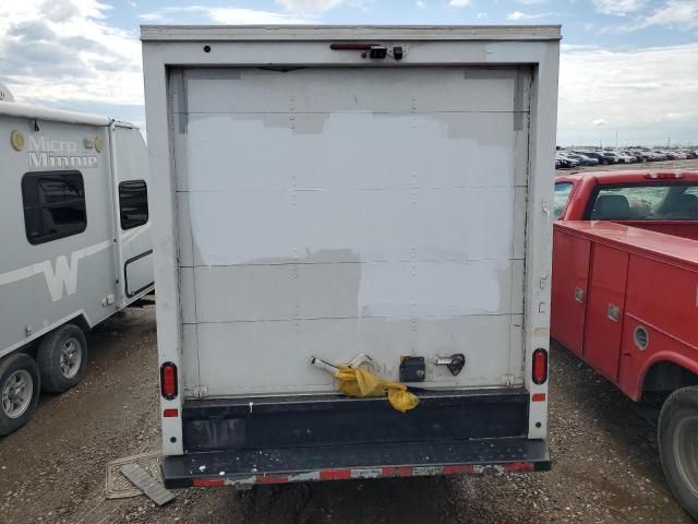 2020 GMC Savana Cutaway G3500