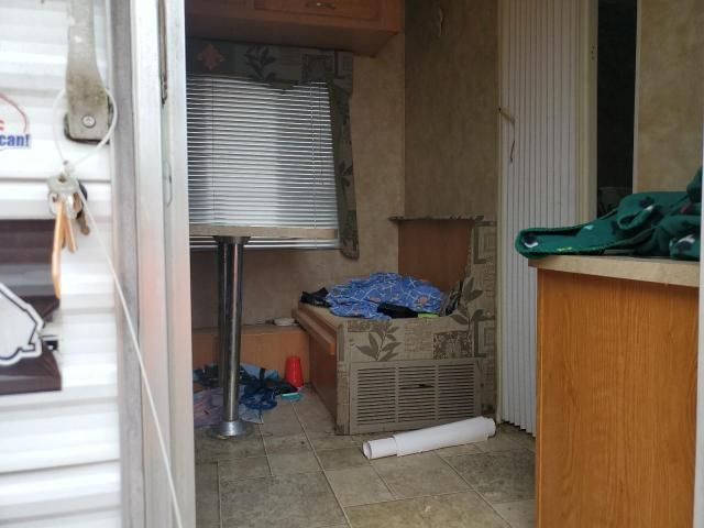 2006 Coachmen Coachman