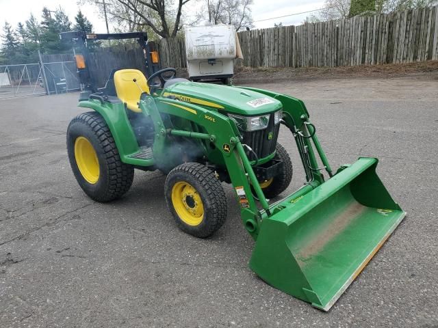 2020 John Deere 3038E Tractor