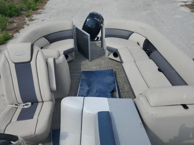 2023 Bennington Marine Boat