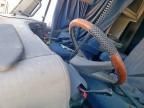 2005 Freightliner Columbia 120 Semi Truck