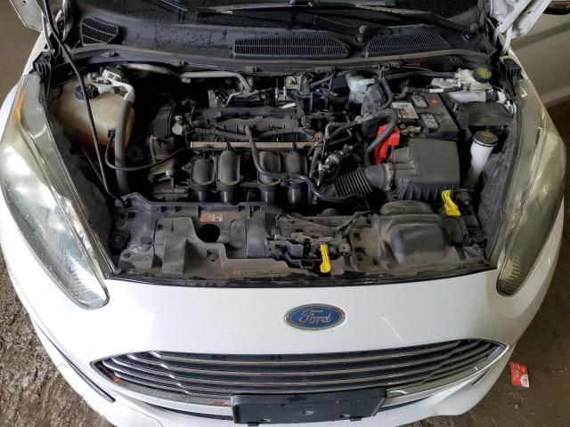 2015 Ford Fiesta SE