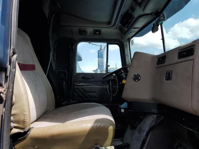 1996 International 9200 Semi Truck