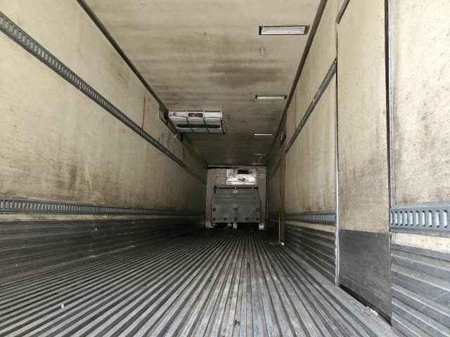 2013 Utility VS2RA Refrigerated Van Trailer