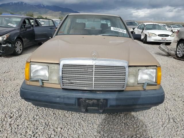 1986 Mercedes-Benz 300 E