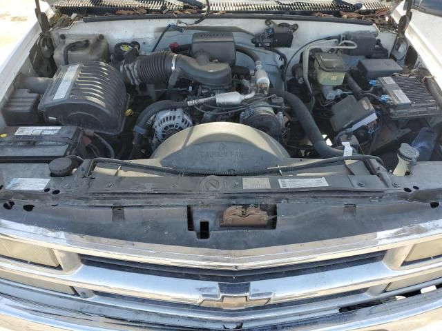 2000 Chevrolet GMT-400 C3500