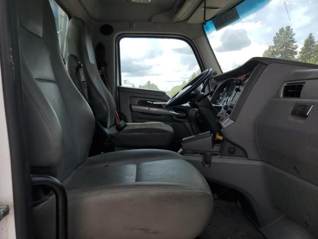 2014 Kenworth T680 Semi Truck
