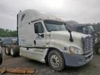 2011 Freightliner Cascadia 125 Semi Truck