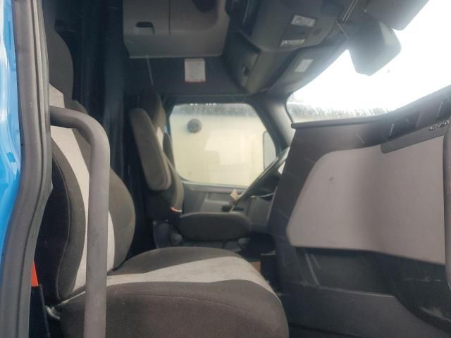 2022 Freightliner Cascadia 126 Semi Truck