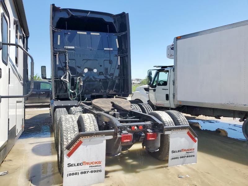 2019 International LT625