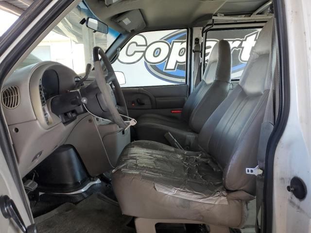 2000 Chevrolet Astro