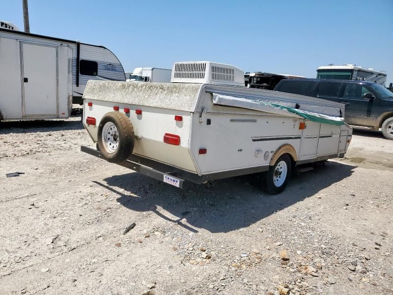 2004 Coachmen Clipper