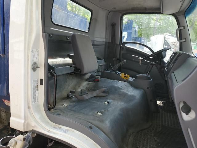 2018 Isuzu NPR HD