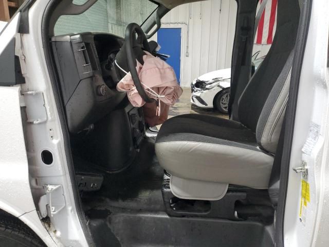 2023 Chevrolet Express G2500