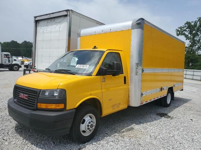 2022 GMC Savana Cutaway G3500