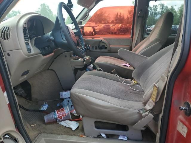 2001 GMC Safari XT