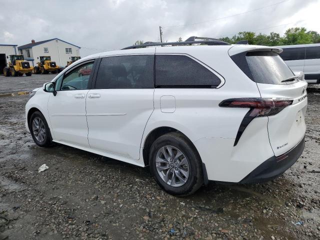2025 Toyota Sienna le