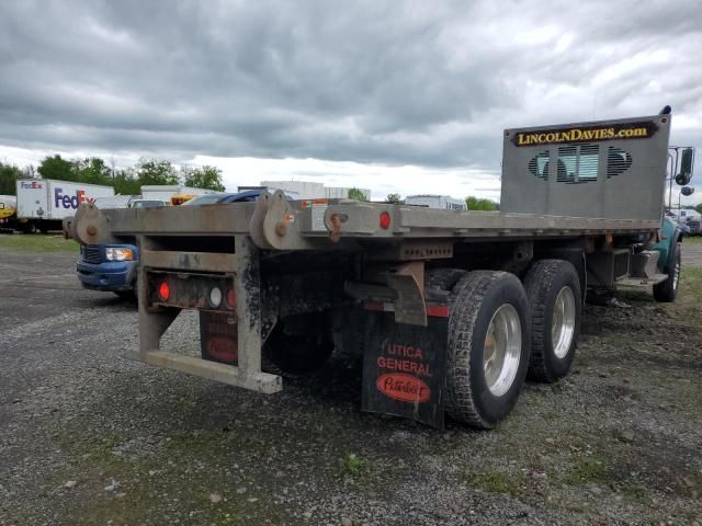 2015 Peterbilt 348