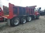 1999 International 2000 2674