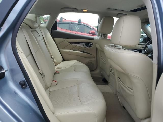 2018 Infiniti Q70 3.7 Luxe