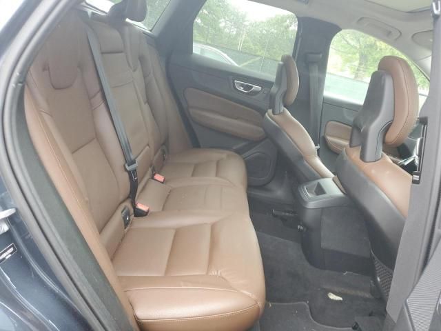 2018 Volvo XC60 T5 Momentum