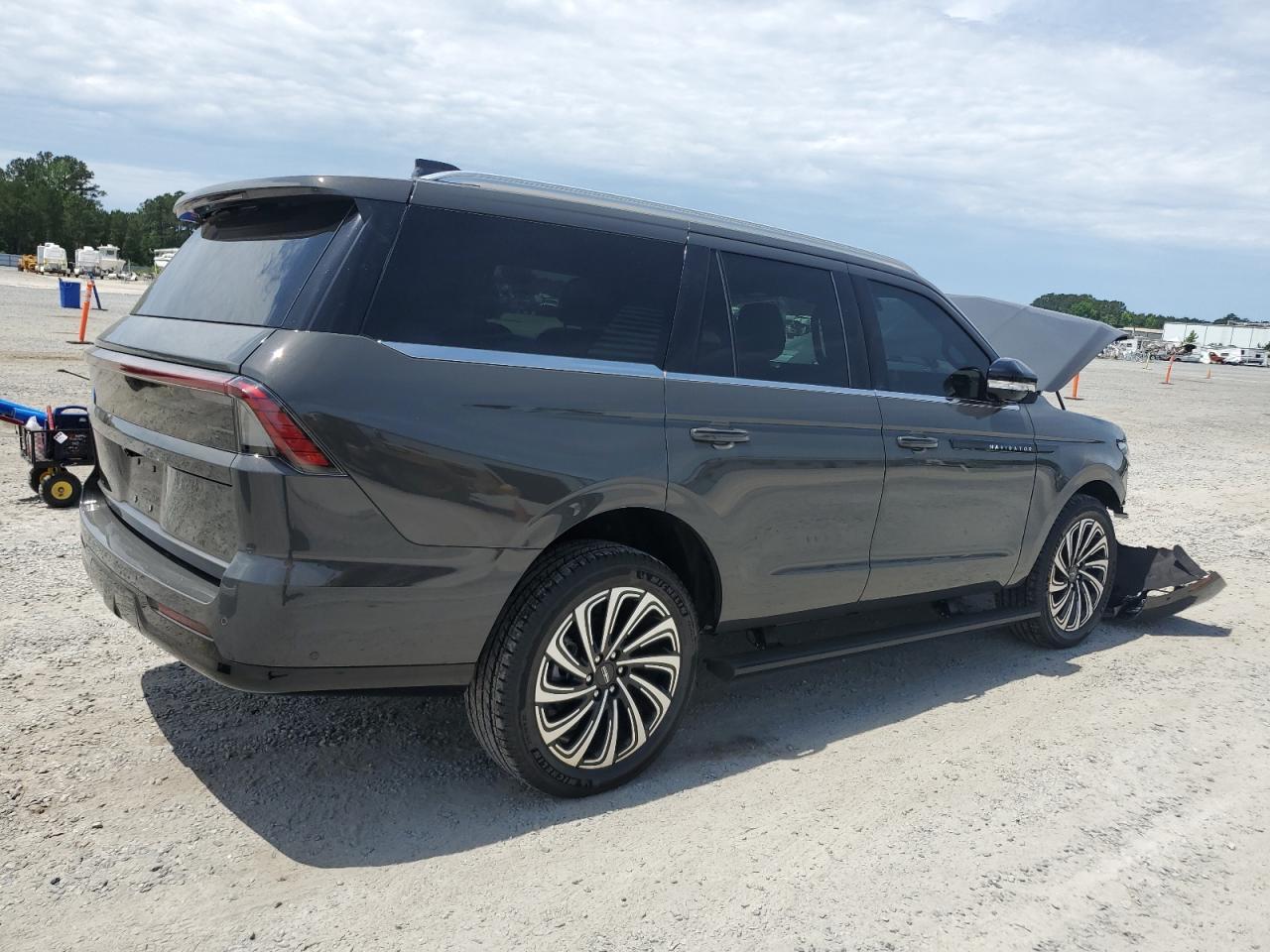2025 Lincoln Navigator Black Label