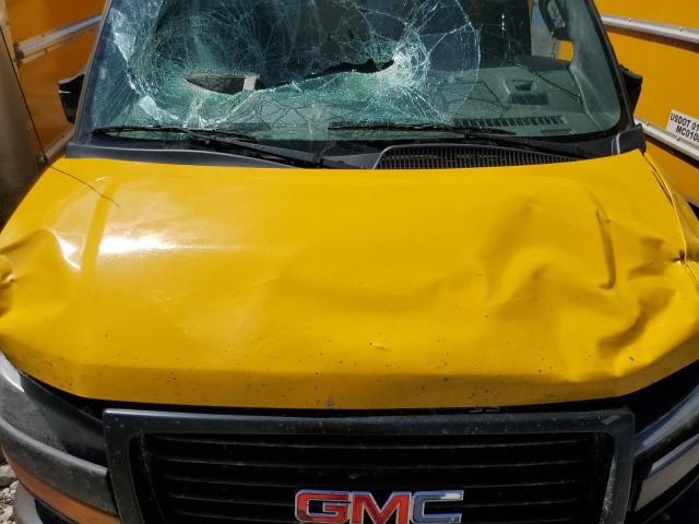 2019 GMC Savana Cutaway G3500